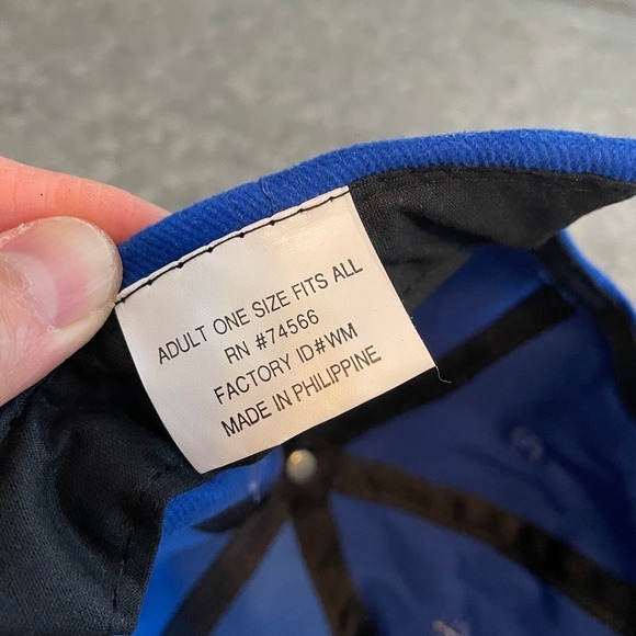 NWT Vintage Marlboro Hat Cap Strap Back Unlimited Gear Compass Cigarette 90s - Picture 10 of 13